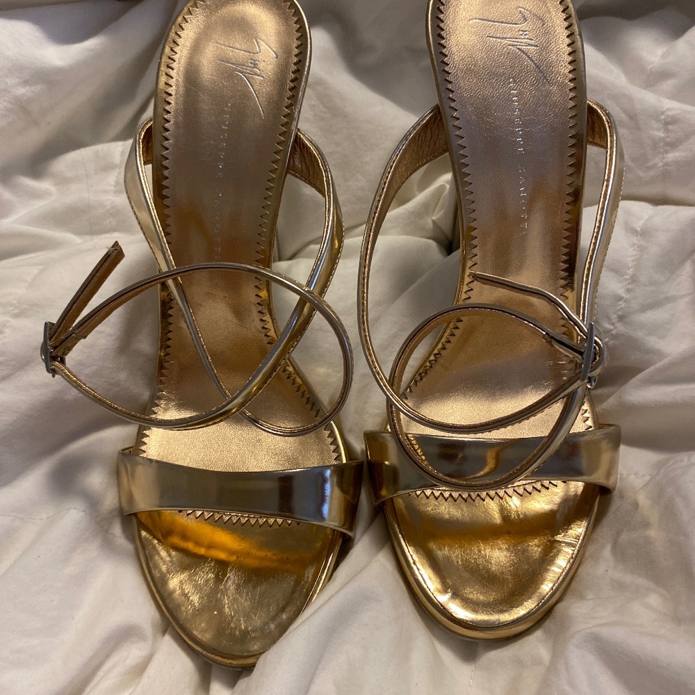 Giuseppe Zanotti rose gold heels